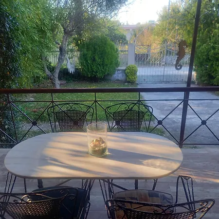 Prázdninový dům Bamboo Garden Nea Iraklia